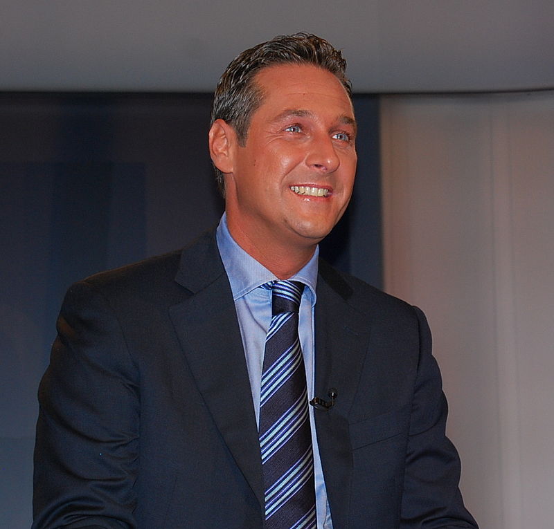 800px-Heinz-Christian_Strache_02092008